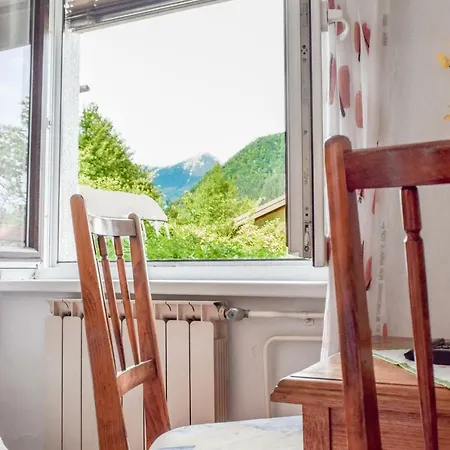 Sobe Cernilogar בית הארחה 3*