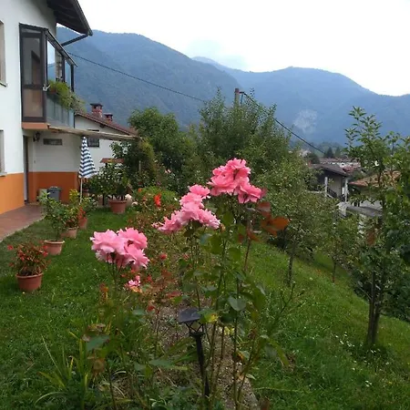 Sobe Cernilogar Maison d'hôtes Tolmin